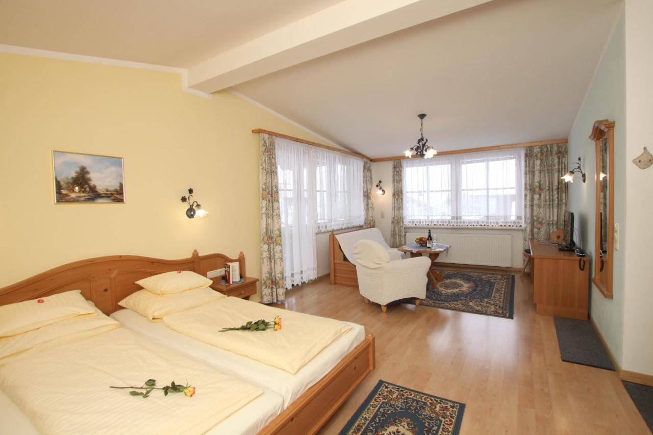 Hotel Sonne St. Johann in Tirol Eksteriør billede